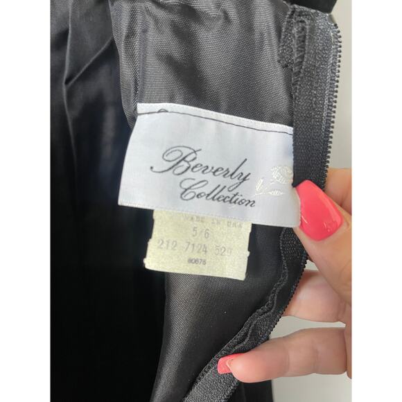 Vintgae 50s Beverly Collection Jeweled Black Velvet Cocktail Dress - Picture 4 of 6